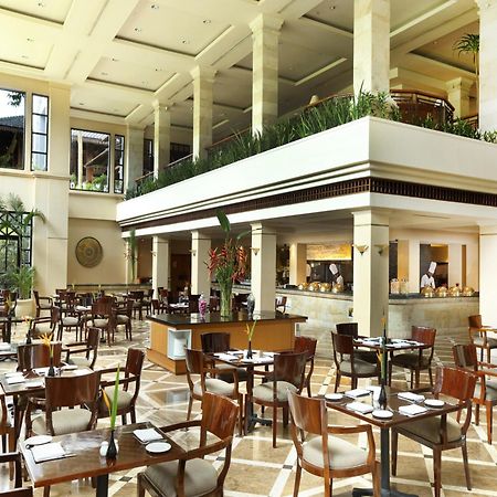 Hyatt Regency Yogyakarta Hotel Sleman  Exterior photo The lobby