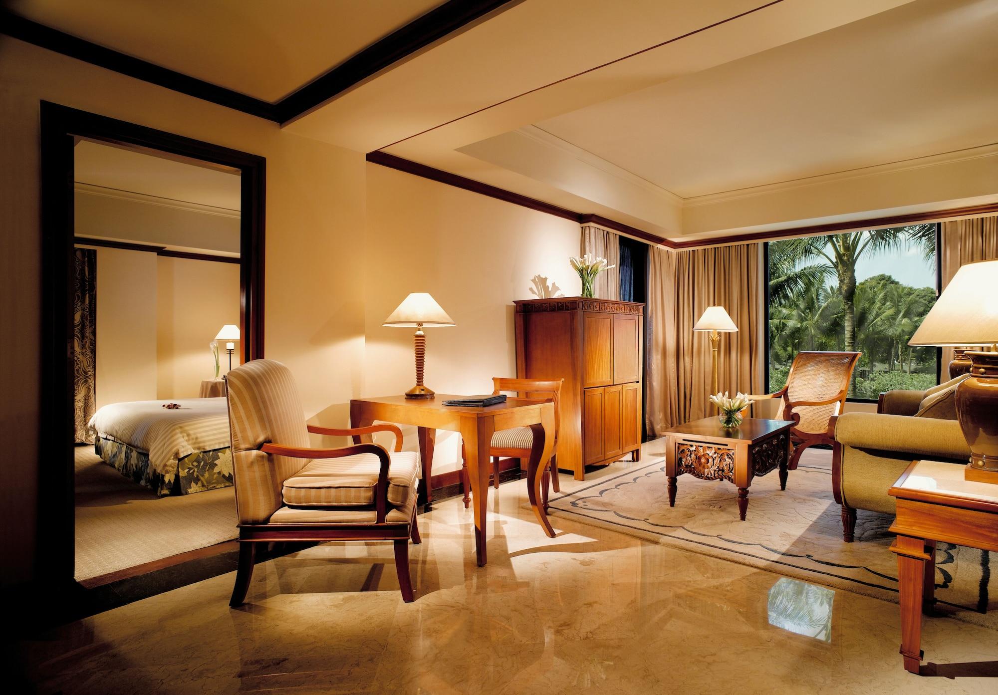 Hyatt Regency Yogyakarta Hotel Sleman  Exterior photo A suite at the Four Seasons Hotel, Mumbai