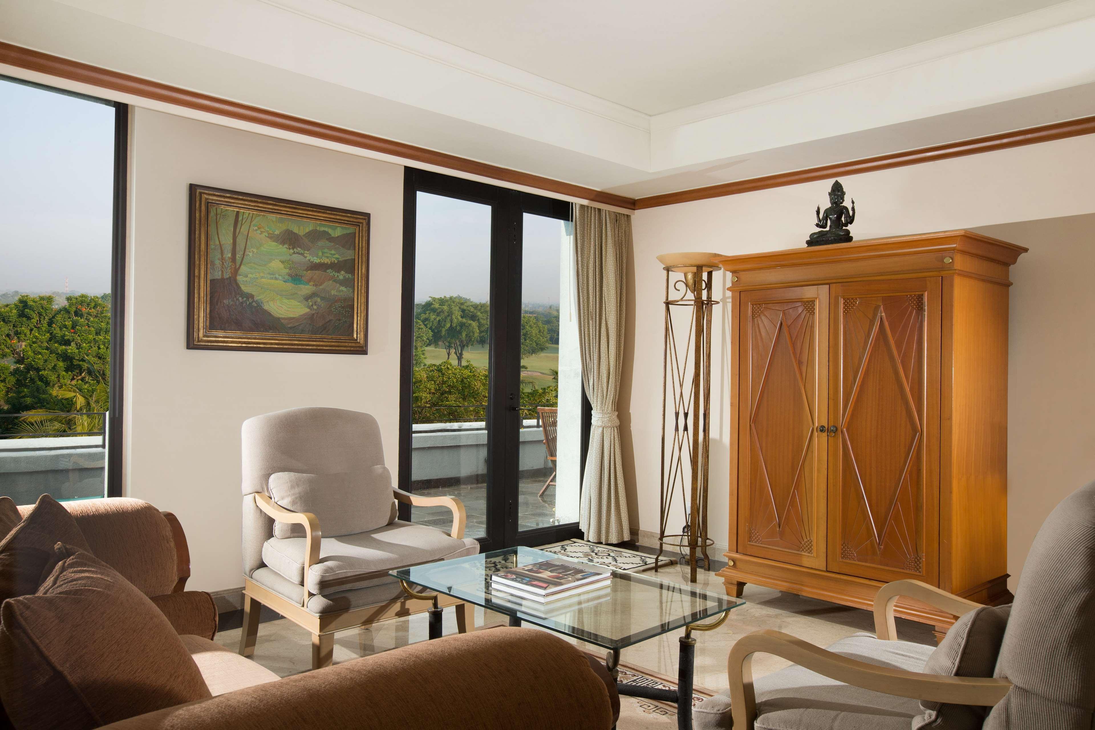 Hyatt Regency Yogyakarta Hotel Sleman  Exterior photo A living room at the hotel