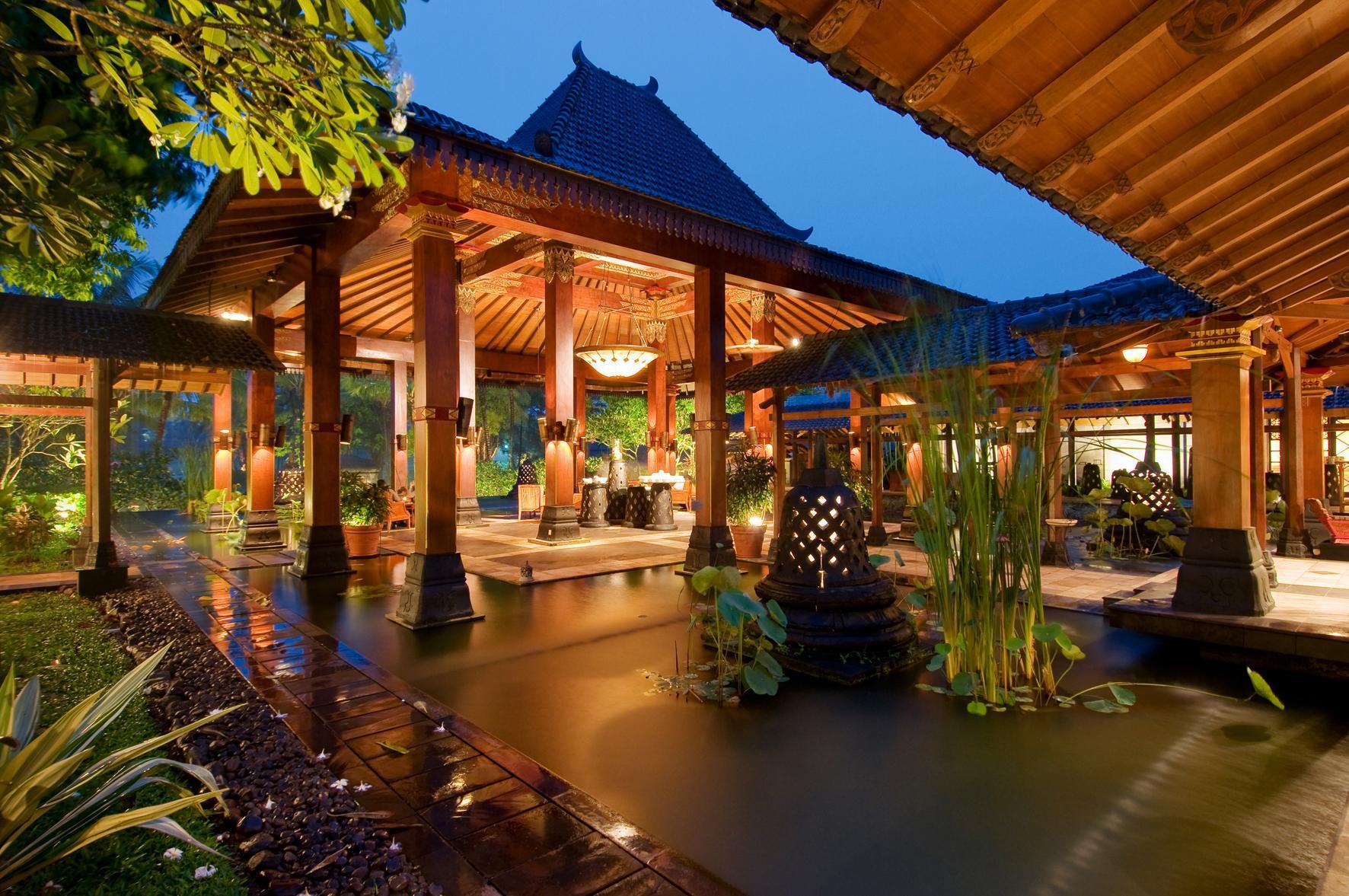 Hyatt Regency Yogyakarta Hotel Sleman  Exterior photo The lobby of the resort