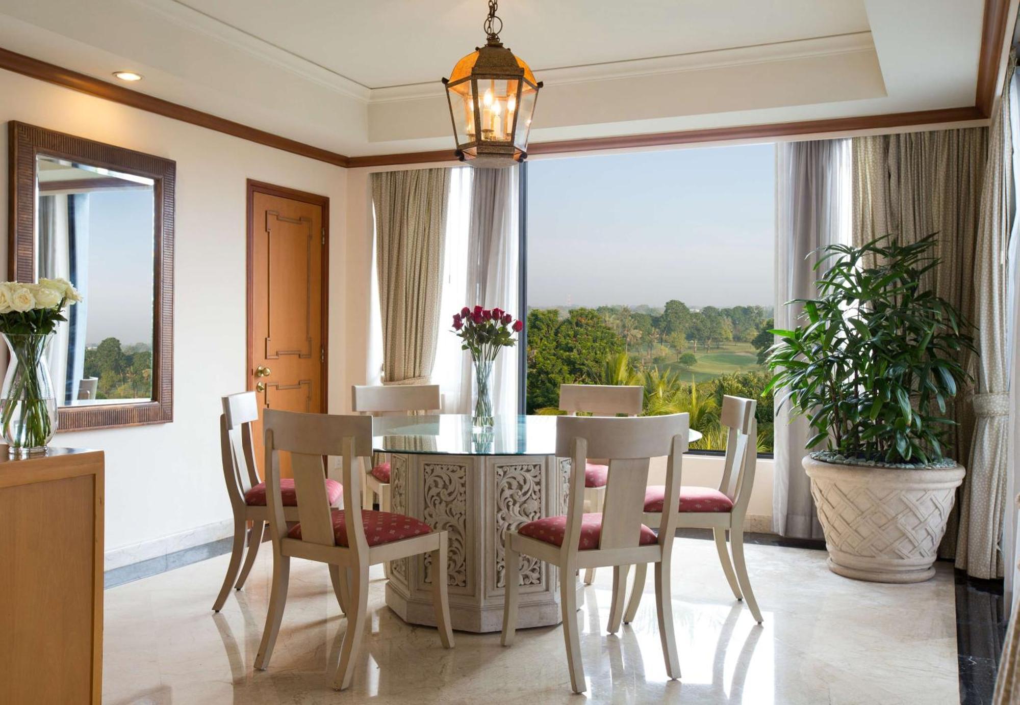 Hyatt Regency Yogyakarta Hotel Sleman  Exterior photo A dining room