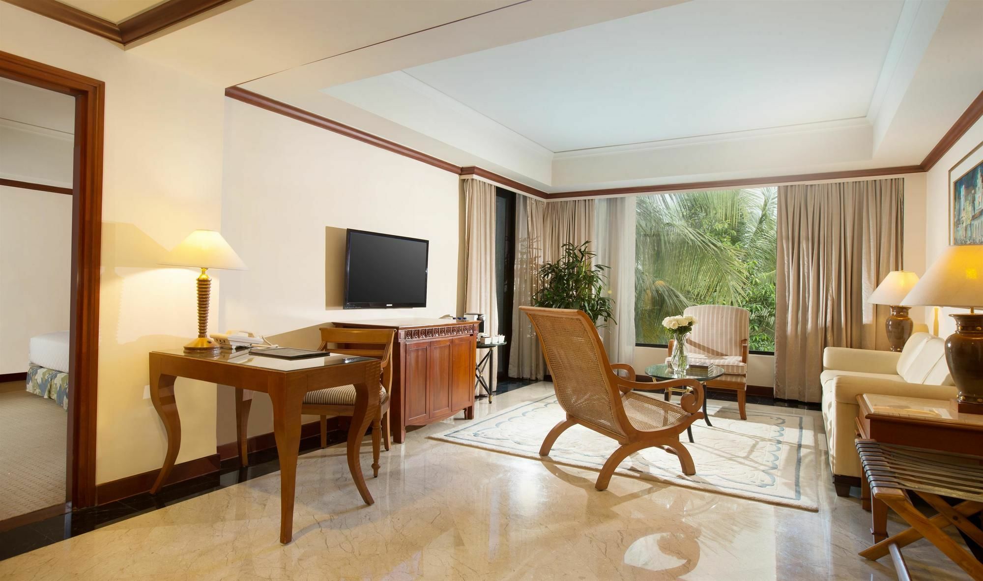 Hyatt Regency Yogyakarta Hotel Sleman  Exterior photo A suite at the Taj Bengal